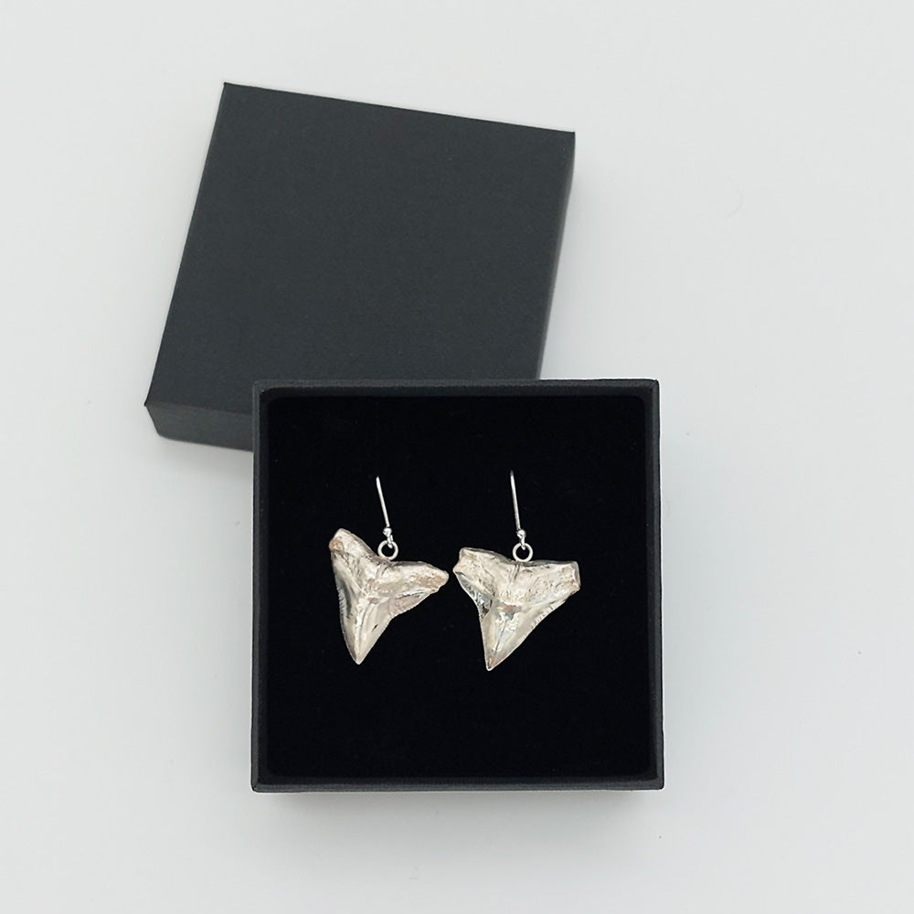 Niho Mako Earrings - Silver