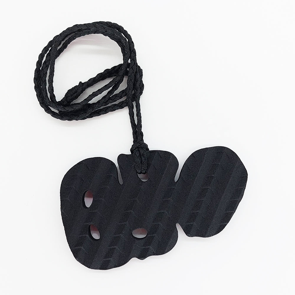 Kereama Taepa: Heitiki - Niho - Angled - Black