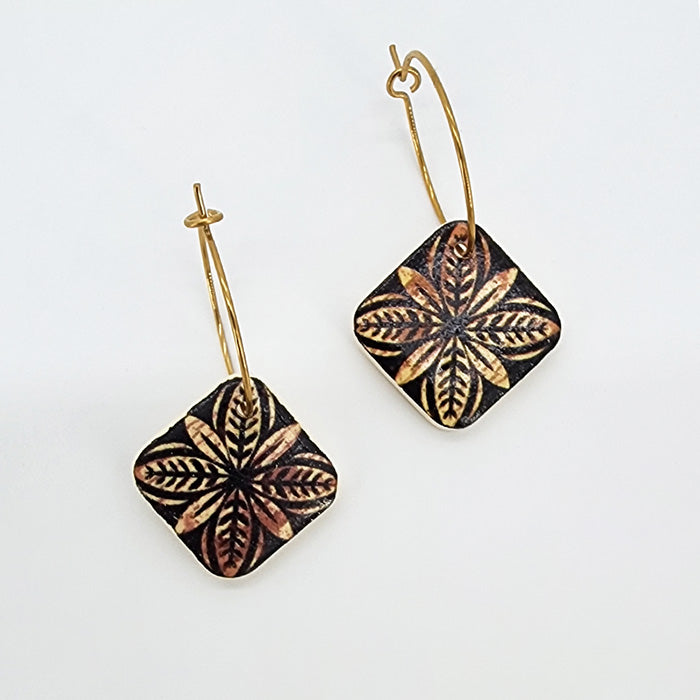 Nua and Sami - Hoop Earrings - Tapa clay - Square