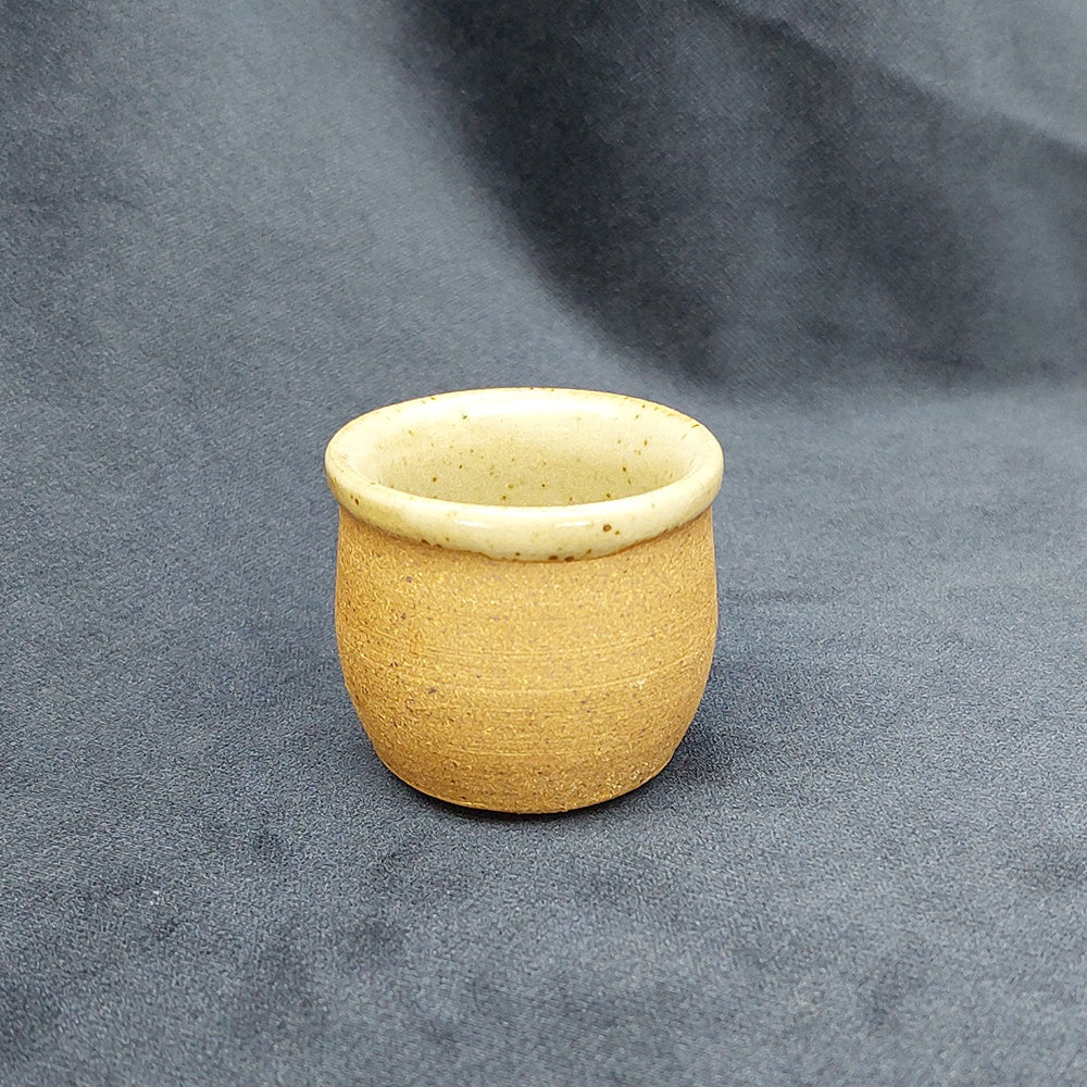 Egg Pottle